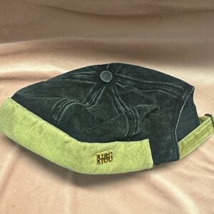 Black Cap with Gold Detail UNISEX